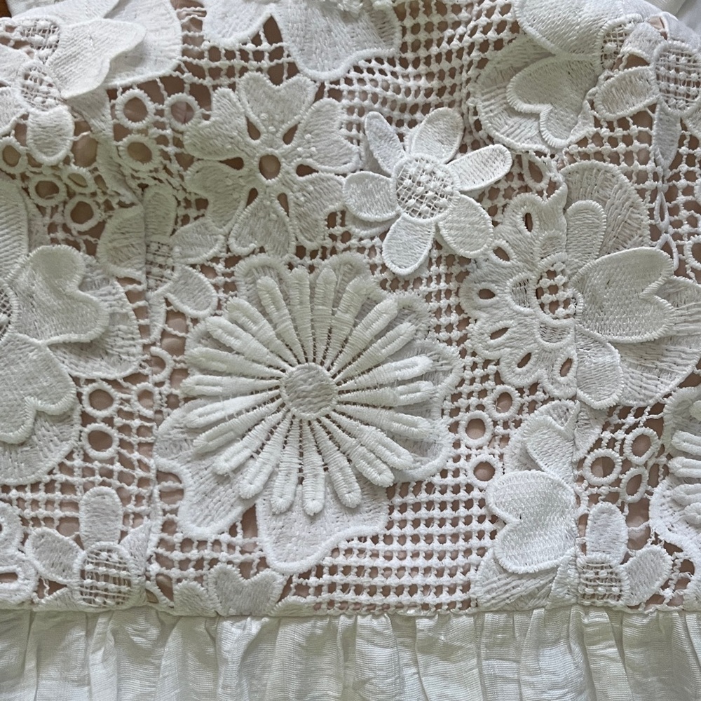 NWT Commense White Floral 3D Lace Maxi Dress - Picture 11 of 16